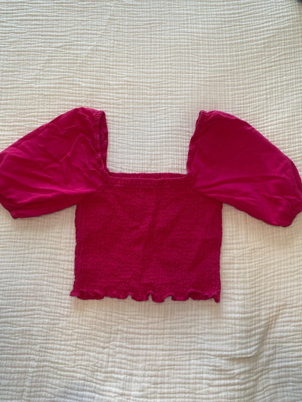 Universal Thread Pink Smocked Puff Sleeve Crop Top Size M